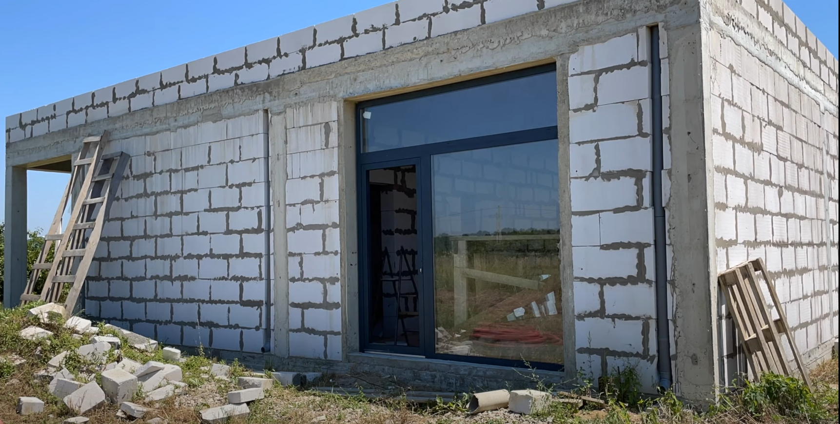 https://kursk.delaem-okna.ru/storage/app/uploads/public/63f/30f/3ac/63f30f3ac10ab418742677.png
